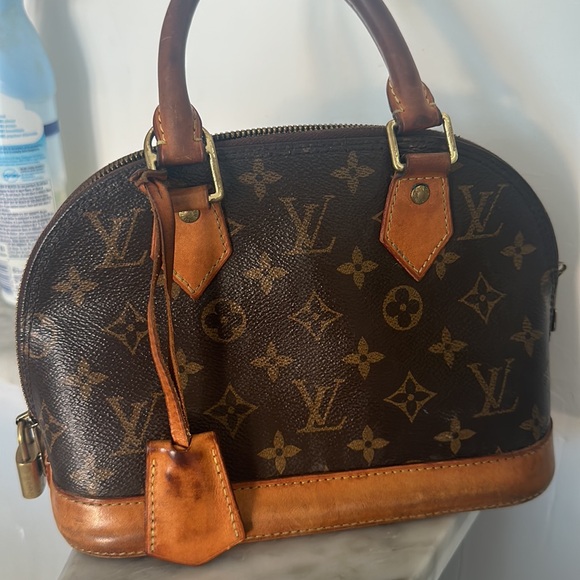Louis Vuitton alma bb - Picture 2 of 3